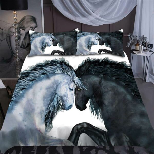 Horse Bedding Set Black Horse And White Horse